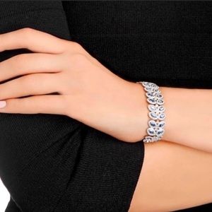 Swarovski Baron Bracelet, Blue, Rhodium plated
# 5074352